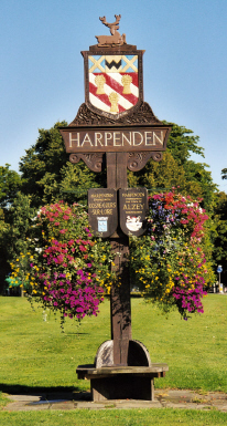 Harpenden's town sign